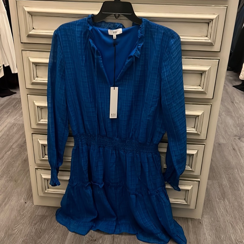 NWT NSR knee length pretty cocktail dress with sleeves. XL
